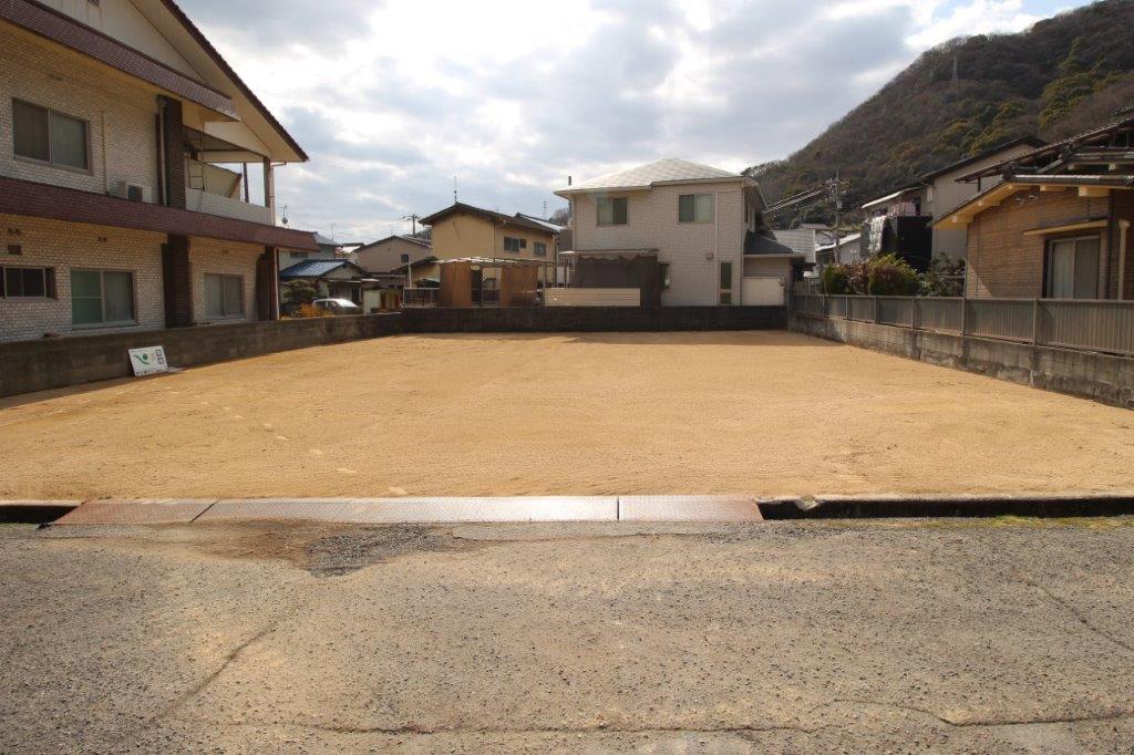 西野１丁目　①785万円②755万円