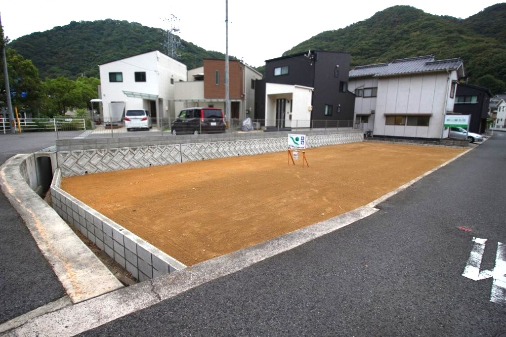 中之町１丁目(建物ﾌﾟﾗﾝ有)　1,240万円