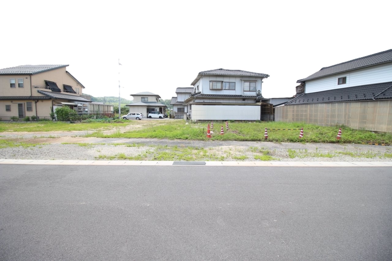 本郷南4丁目 ①903万円　②903万円