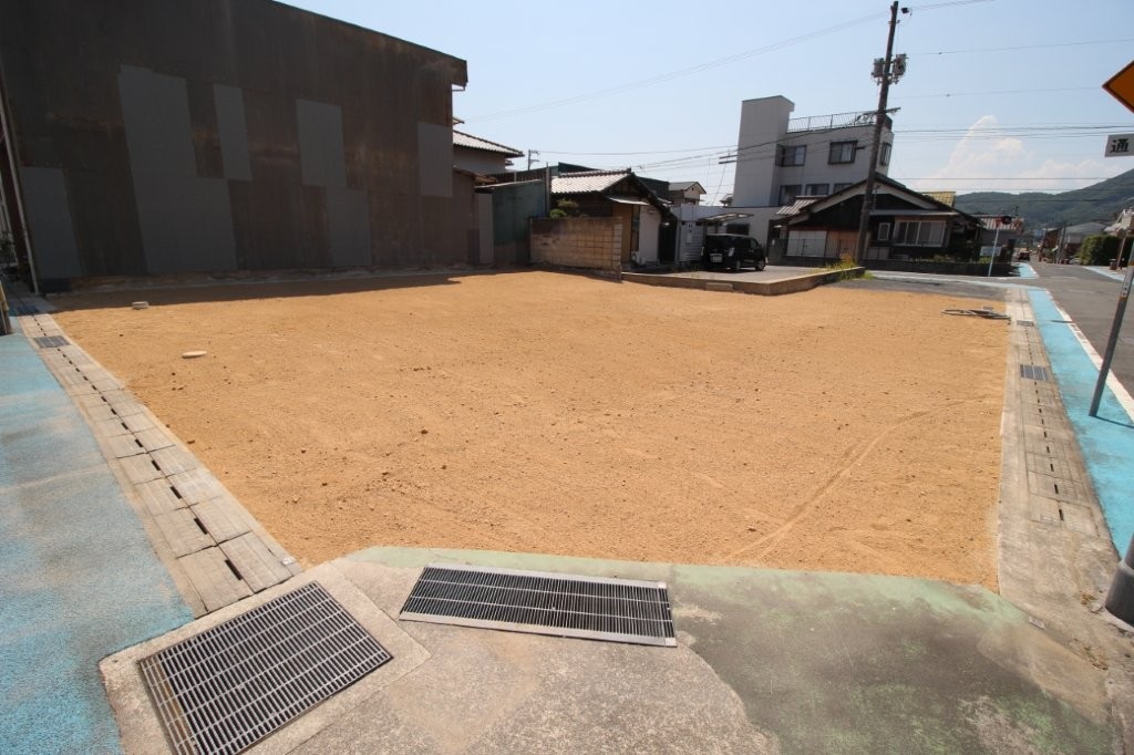 円一町３丁目　1,270万円